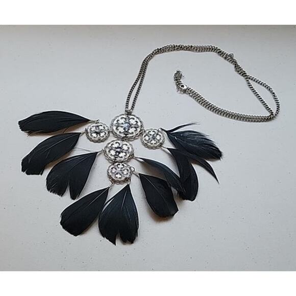 Silver Tone‎ & Black Feather Goth Emo Western Punk Boho Statement Necklace - Picture 1 of 3